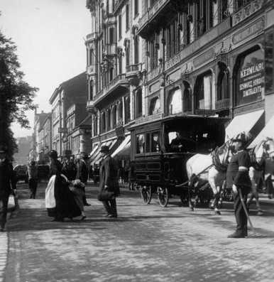Az egykori Frd (ma Jzsef Attila) utca 1906-ban, Berlinben kiadott szterefelvtel